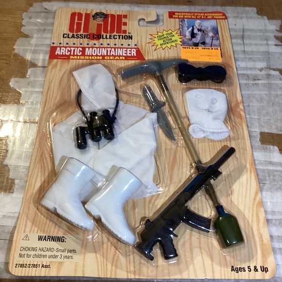 GI Joe Classic Collection Arctic Mountaineer Mission Gear Set Hasbro Kenner 1996 - Picture 1 of 16